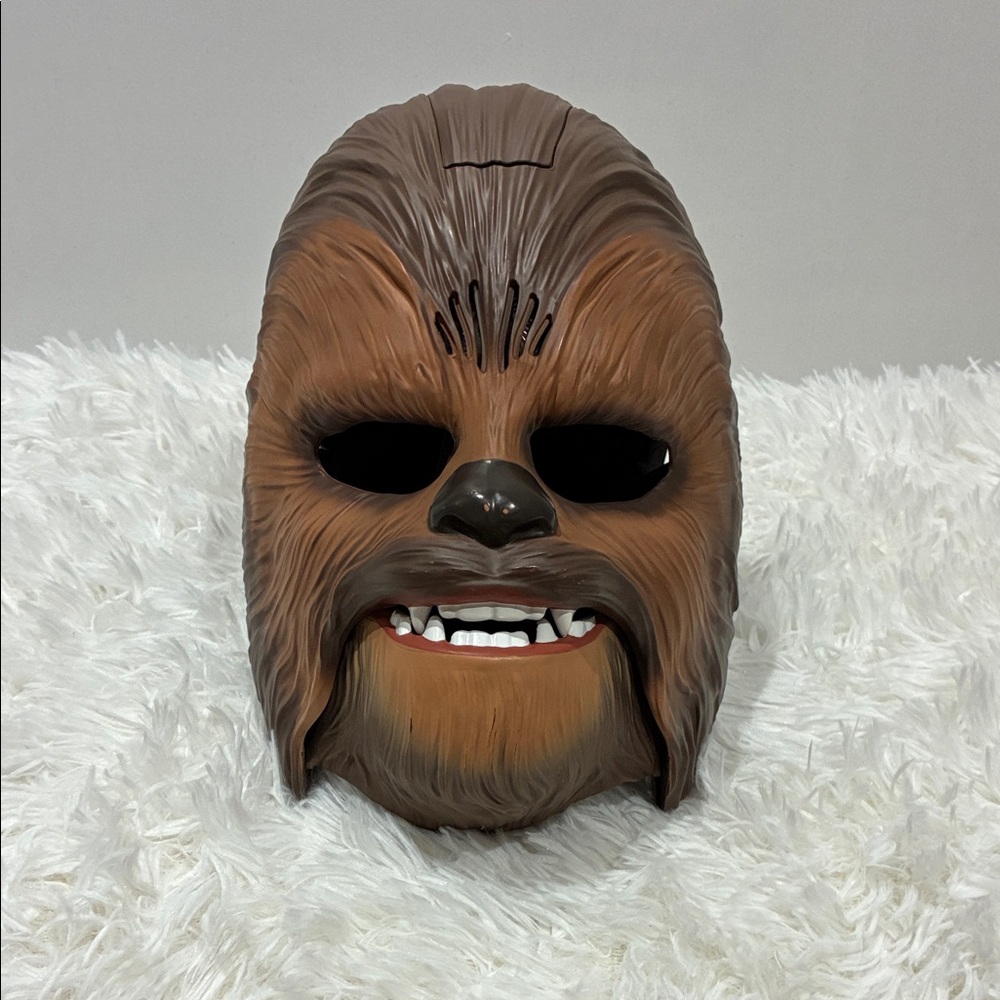 Chewbacca Mask With Sound